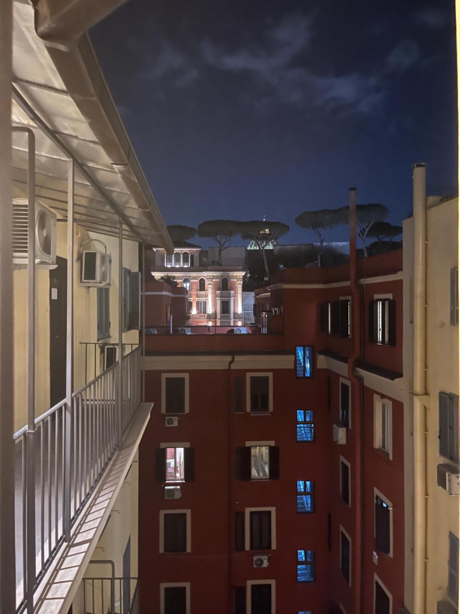 House Candia 111 - Vatican Museum Apartment Рим Екстериор снимка